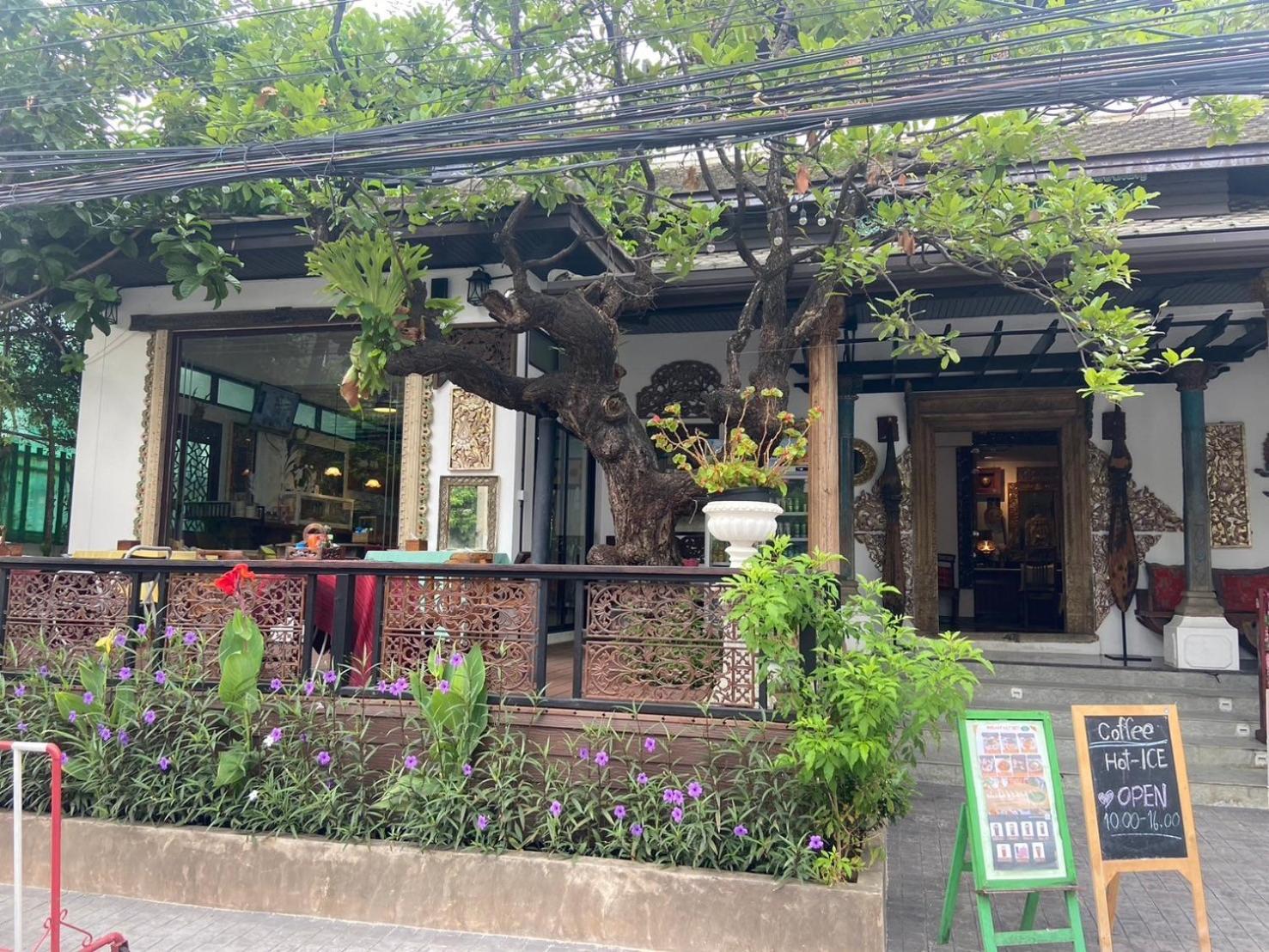 Baan Huenphen Boutique Hotel Chiang Mai Exterior photo