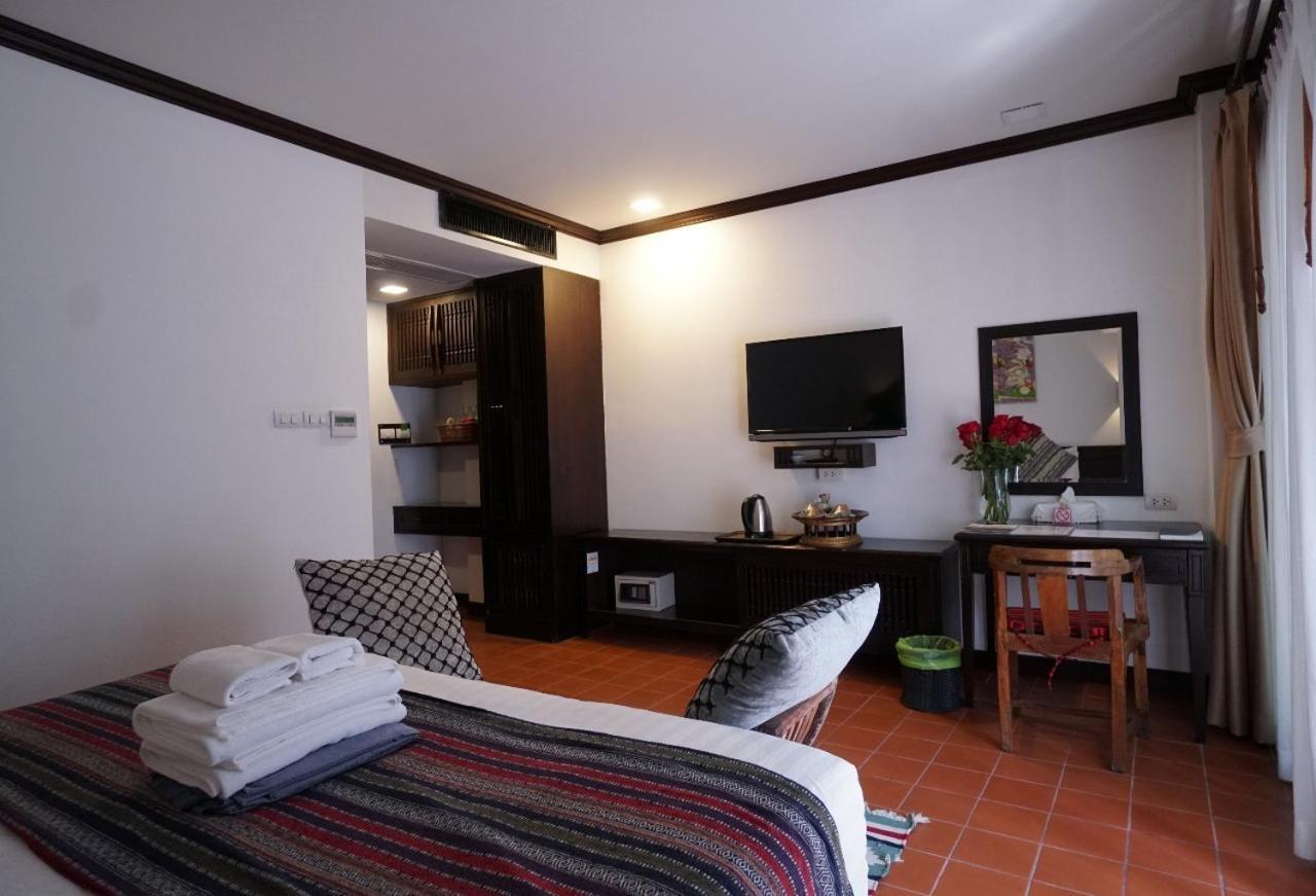 Baan Huenphen Boutique Hotel Chiang Mai Room photo